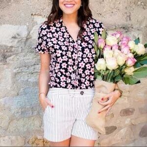 CAbi 5347 Harmony Floral Blouse Women's - Black and Pink - medium